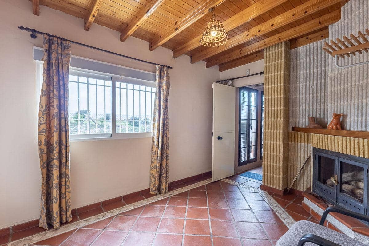 5 soverom Villa til salgs i Peligros med svømmebasseng garasje - € 510 000 (Ref: 9816067)