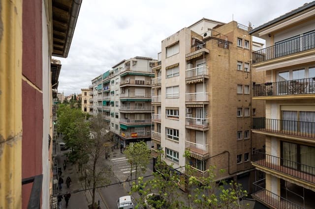 2 soveværelse Lejlighed til salg i Granada by - € 195.000 (Ref: 9818113)