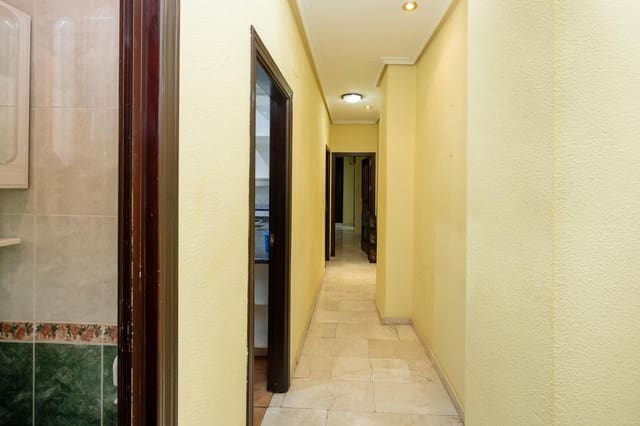 2 soveværelse Lejlighed til salg i Granada by - € 195.000 (Ref: 9818113)