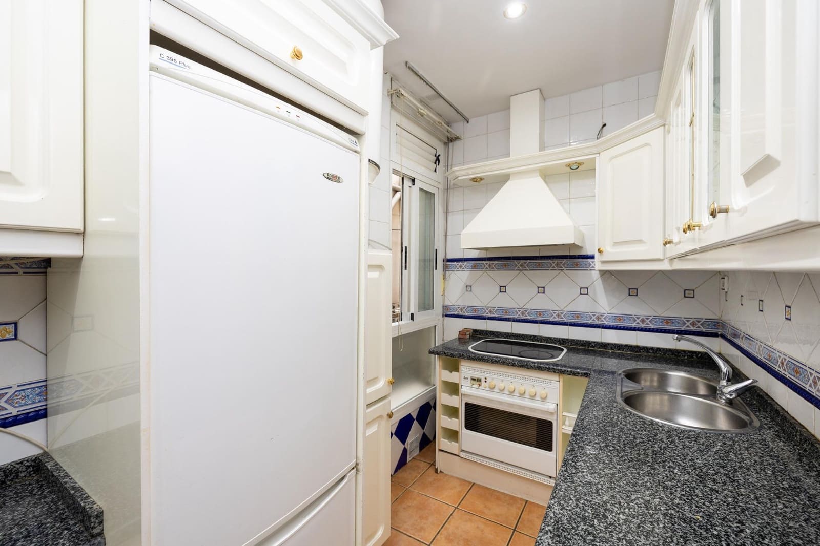 2 soveværelse Lejlighed til salg i Granada by - € 195.000 (Ref: 9818113)