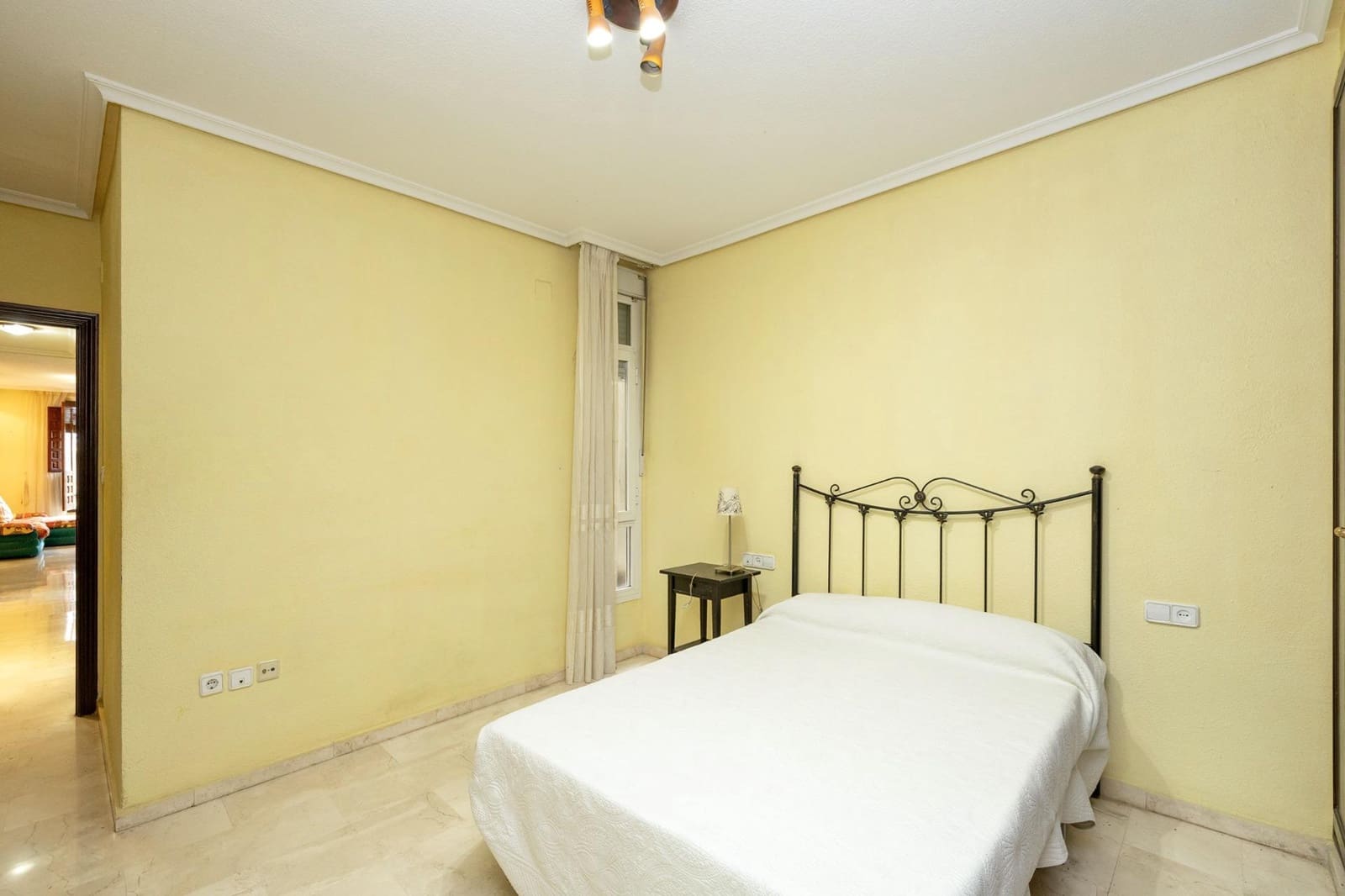 2 soveværelse Lejlighed til salg i Granada by - € 195.000 (Ref: 9818113)