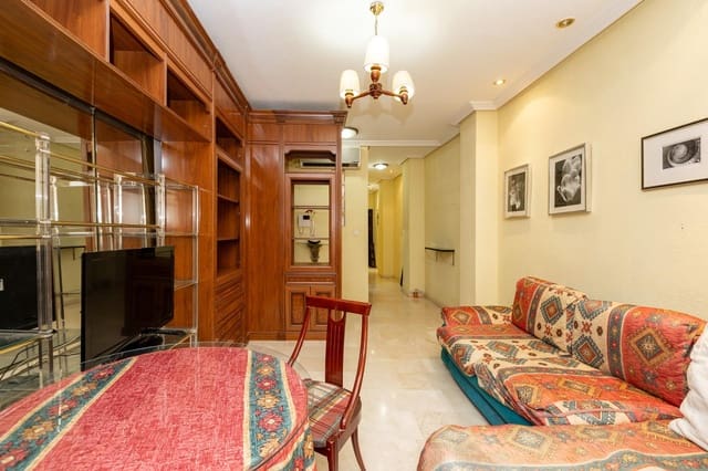 2 soveværelse Lejlighed til salg i Granada by - € 195.000 (Ref: 9818113)
