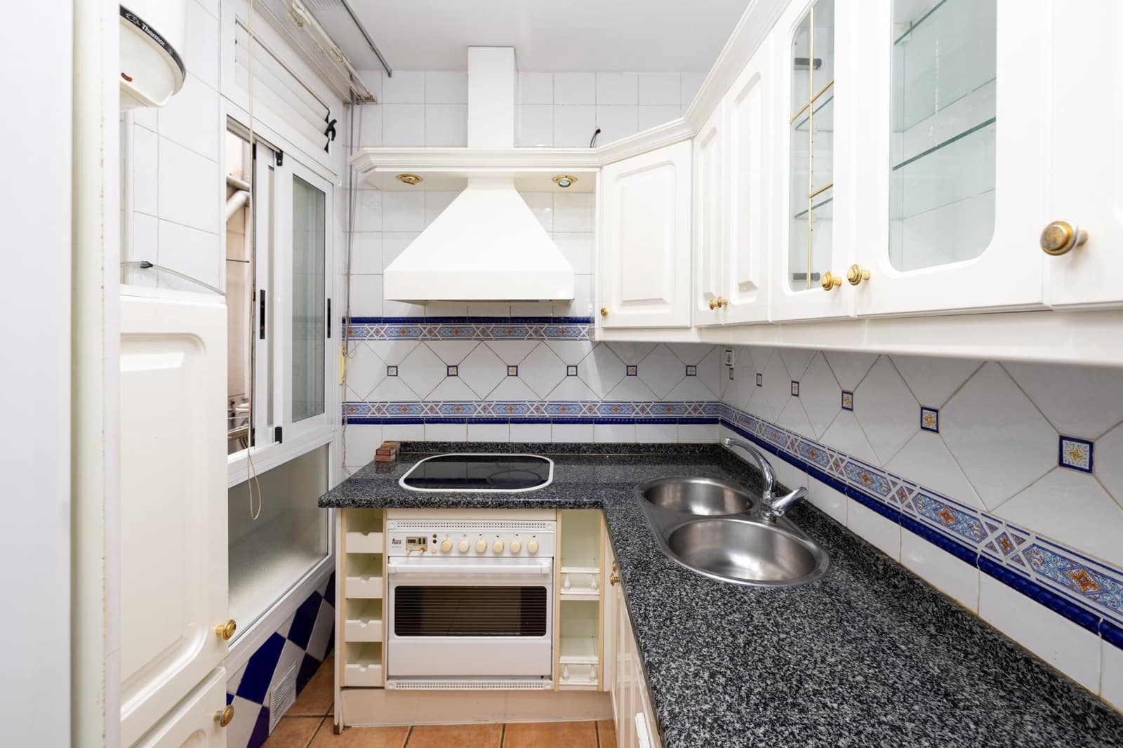 2 soveværelse Lejlighed til salg i Granada by - € 195.000 (Ref: 9818113)