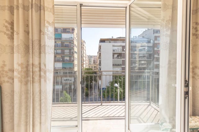 3 soveværelse Lejlighed til salg i Granada by - € 260.000 (Ref: 9818114)