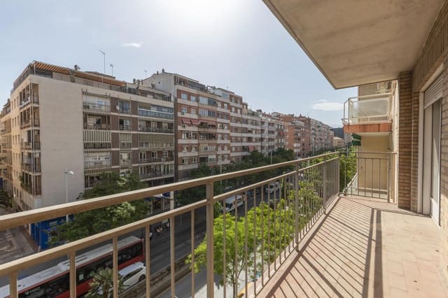 3 soveværelse Lejlighed til salg i Granada by - € 260.000 (Ref: 9818114)
