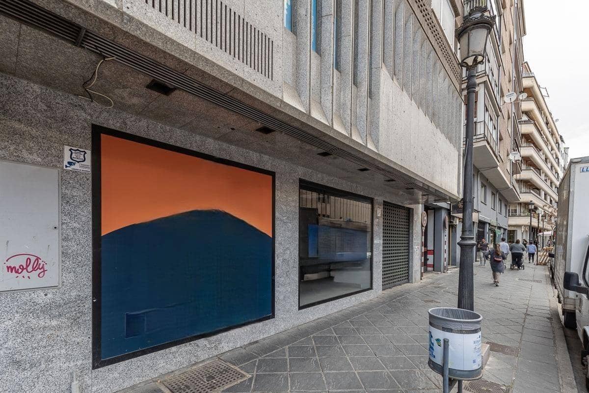 Local Comercial en Granada ciudad en venta - 975.000 € (Ref: 9818115)