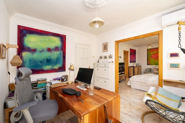 2 soveværelse Lejlighed til salg i Granada by - € 329.000 (Ref: 9818116)