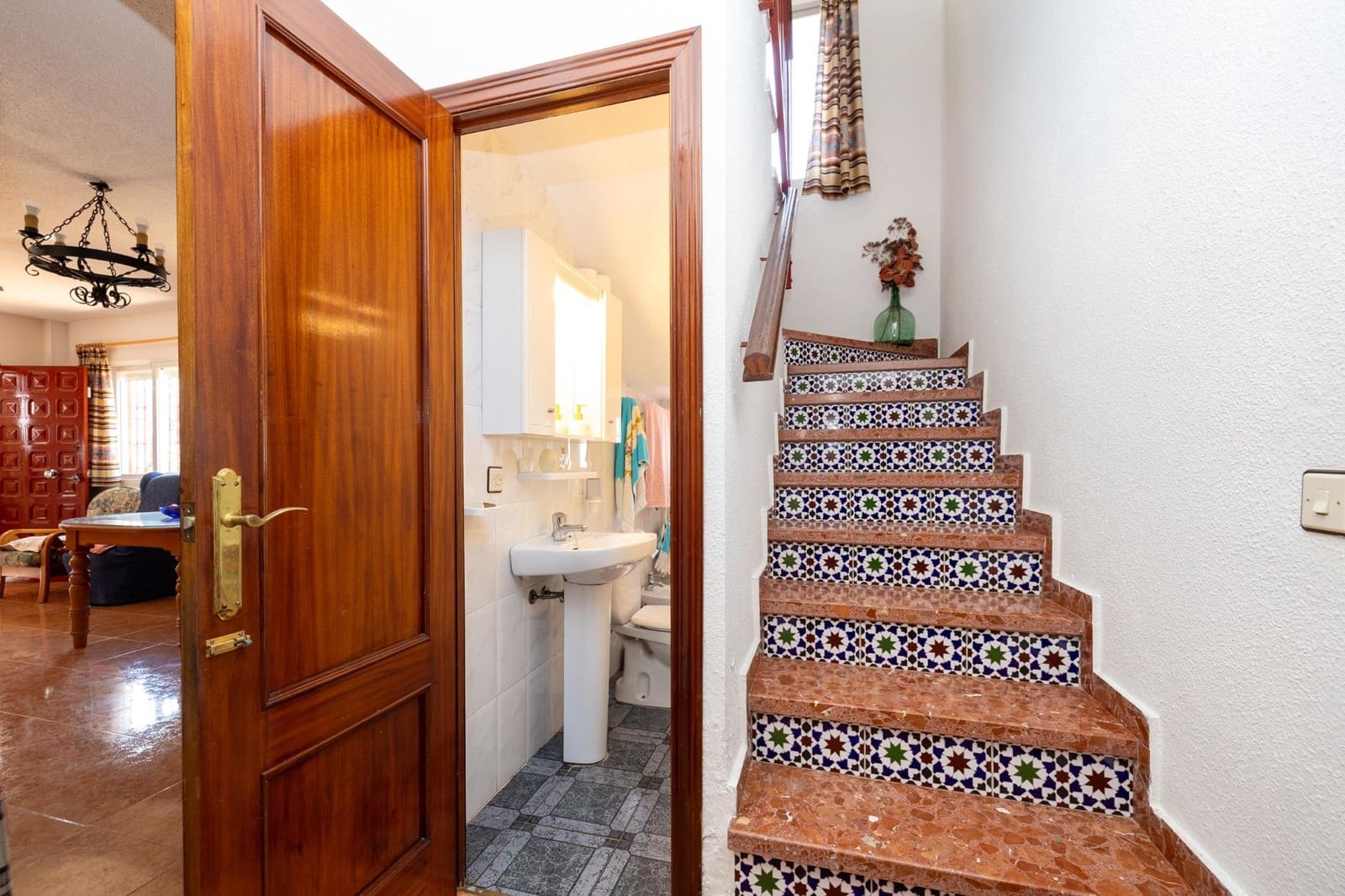 6 bedroom Villa for sale in Guejar Sierra with pool garage - € 430,000 (Ref: 9822835)