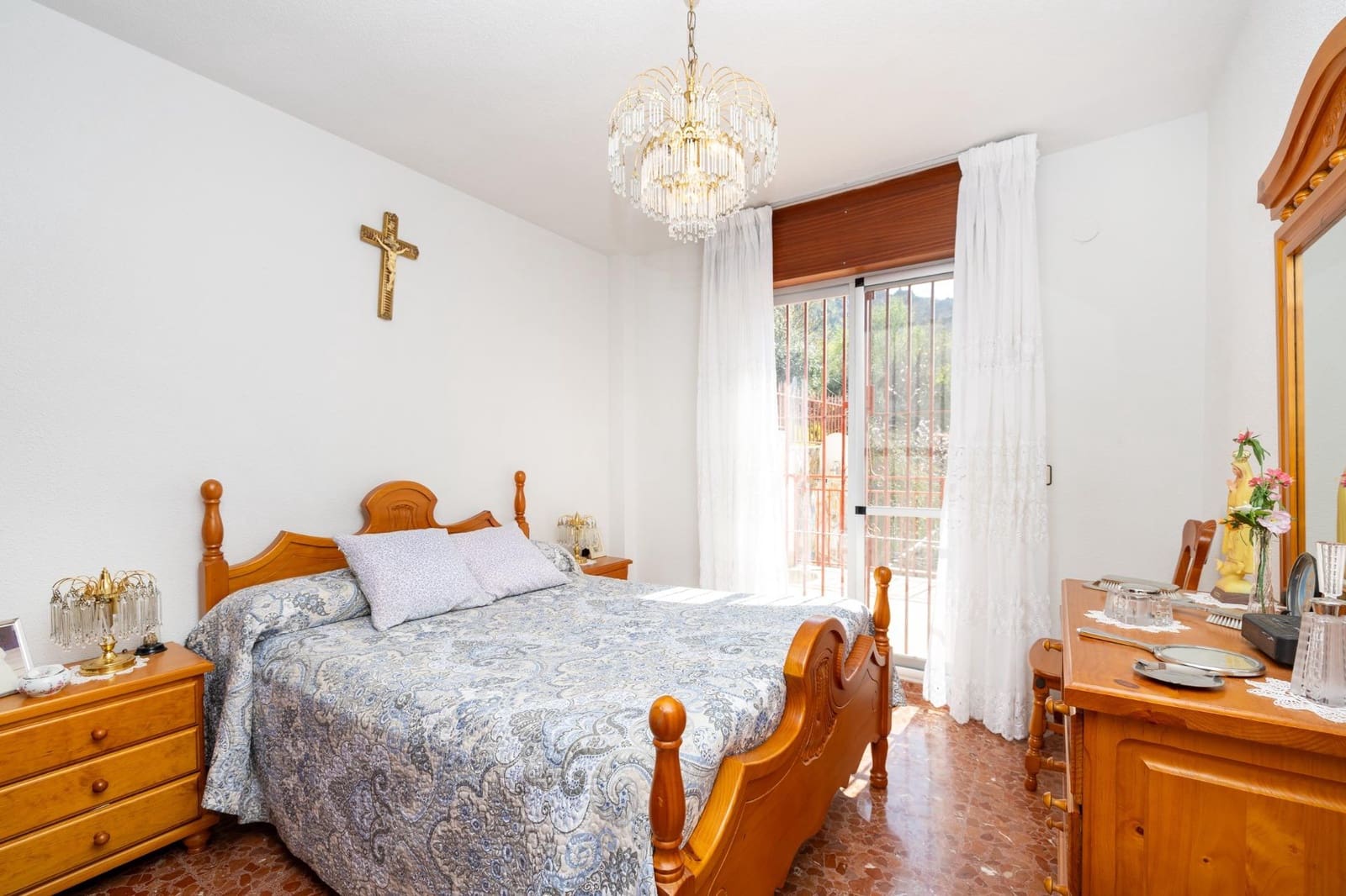 6 bedroom Villa for sale in Guejar Sierra with pool garage - € 430,000 (Ref: 9822835)