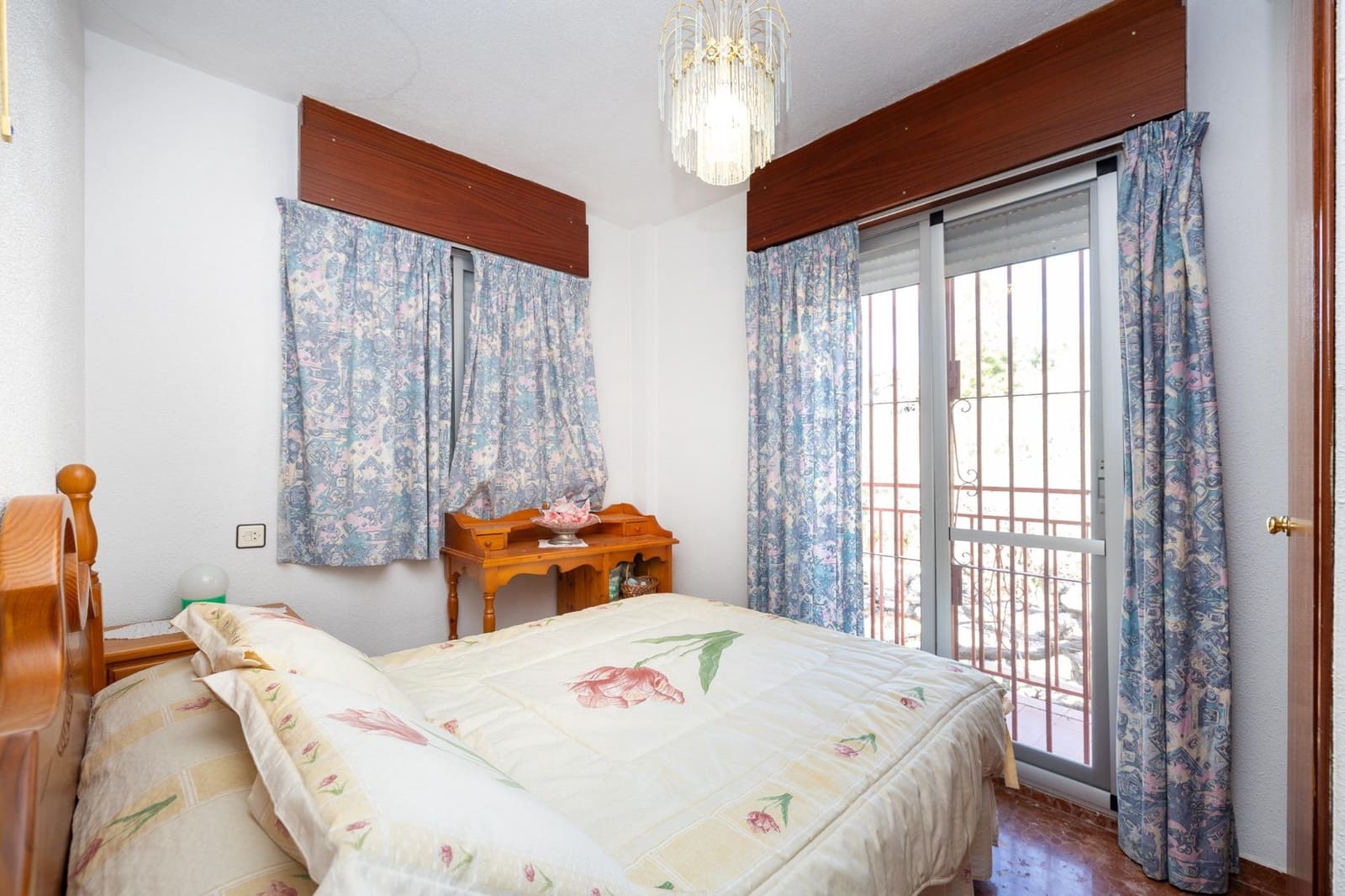 6 bedroom Villa for sale in Guejar Sierra with pool garage - € 430,000 (Ref: 9822835)
