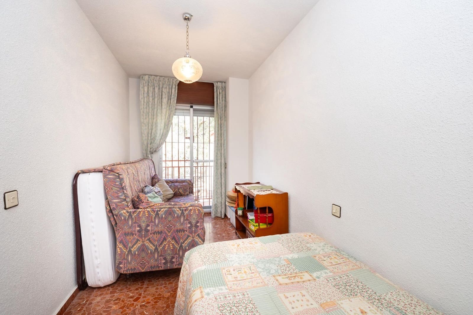 6 bedroom Villa for sale in Guejar Sierra with pool garage - € 430,000 (Ref: 9822835)
