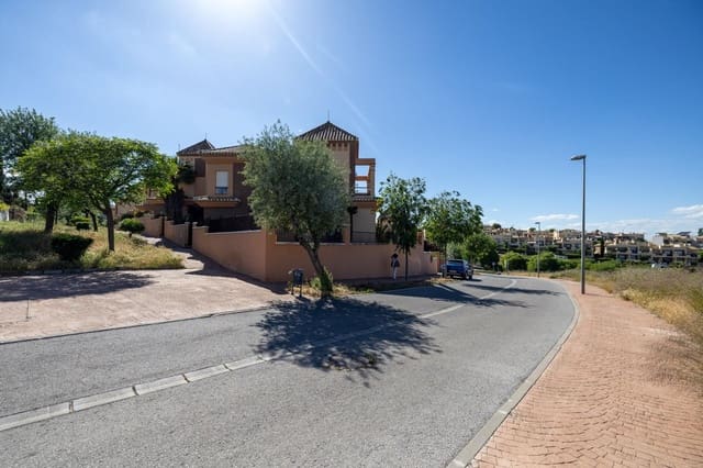2 soveværelse Rækkehus til salg i Las Gabias med swimmingpool garage - € 245.000 (Ref: 9822837)