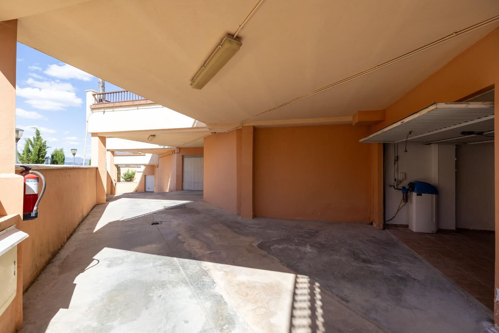 2 soveværelse Rækkehus til salg i Las Gabias med swimmingpool garage - € 245.000 (Ref: 9822837)
