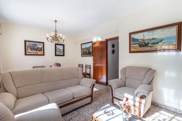 4 Zimmer Finca/Landgut zu verkaufen in Cájar mit Garage - 325.000 € (Ref: 9822840)