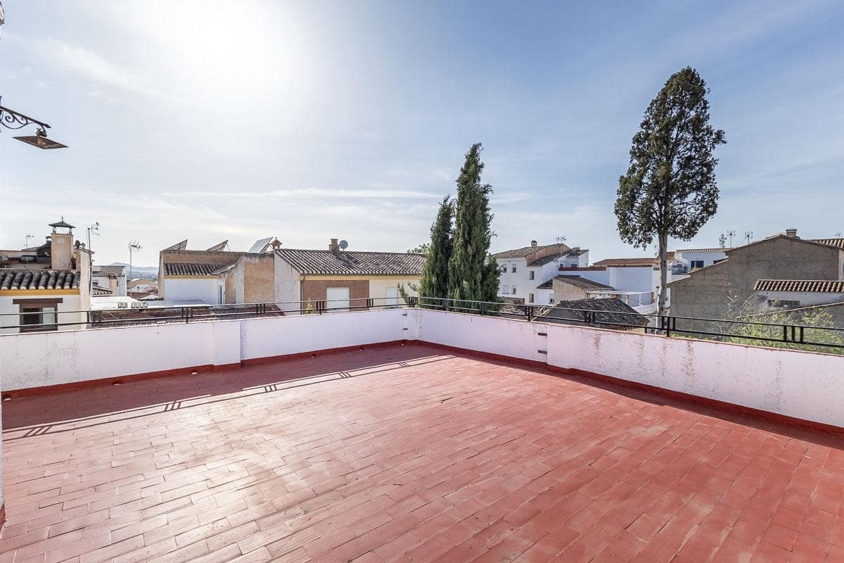 4 bedroom Finca/Country House for sale in Cajar with garage - € 325,000 (Ref: 9822840)