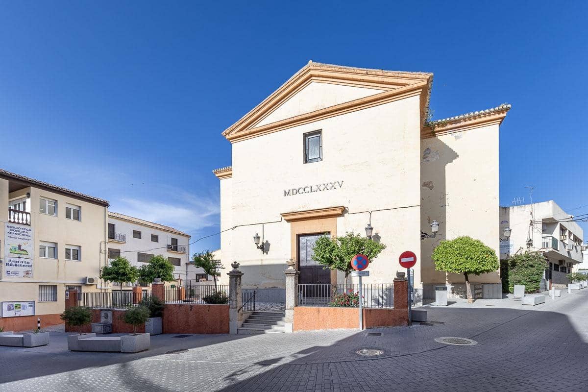 4 bedroom Finca/Country House for sale in Cajar with garage - € 325,000 (Ref: 9822840)