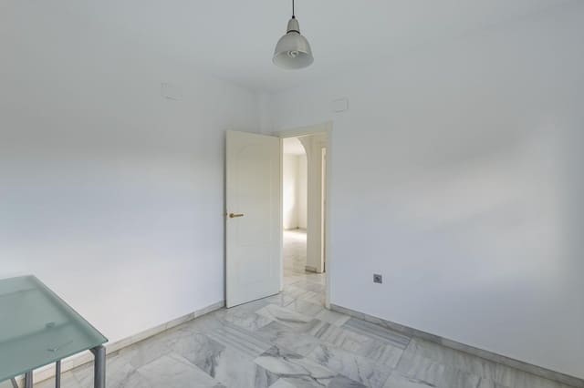2 soverom Leilighet til salgs i Cenes de la Vega med garasje - € 135 000 (Ref: 9825064)