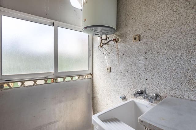 2 soverom Leilighet til salgs i Cenes de la Vega med garasje - € 135 000 (Ref: 9825064)