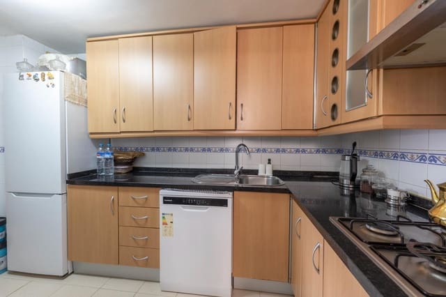 3 camera da letto Appartamento in vendita in Motril con garage - 160.000 € (Rif: 9825065)