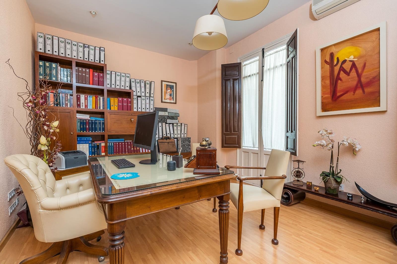 Office for sale in Granada city - € 35,000 (Ref: 9825067)