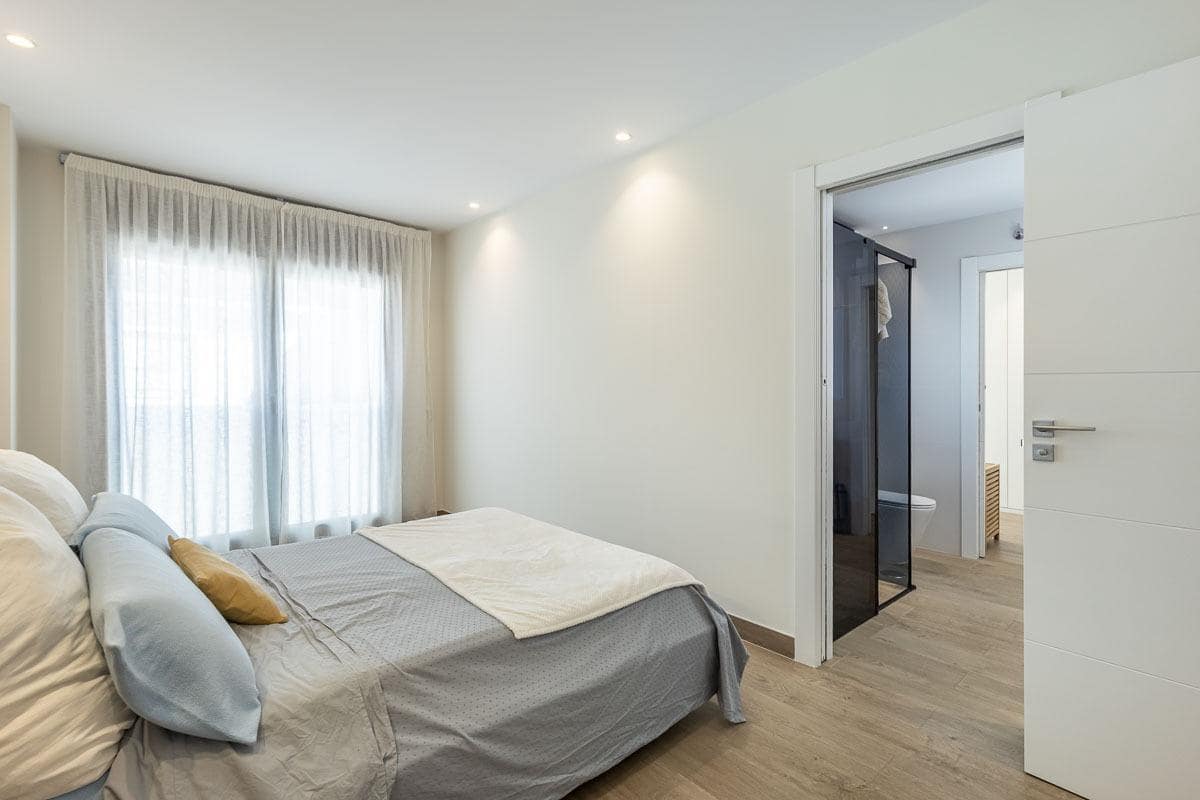3 bedroom Terraced Villa for sale in Albolote with garage - € 375,000 (Ref: 9825077)
