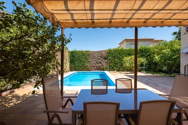 4 Zimmer Doppelhaus zu verkaufen in Belicena, Vegas del Genil mit Pool Garage - 350.000 € (Ref: 9829404)
