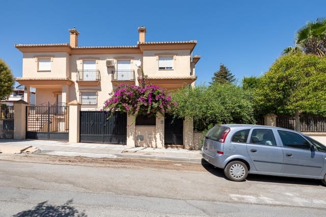 4 Zimmer Doppelhaus zu verkaufen in Belicena, Vegas del Genil mit Pool Garage - 350.000 € (Ref: 9829404)