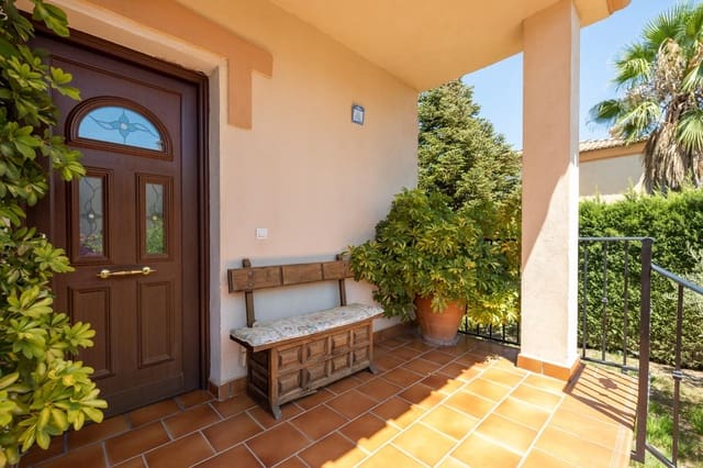 4 Zimmer Doppelhaus zu verkaufen in Belicena, Vegas del Genil mit Pool Garage - 350.000 € (Ref: 9829404)