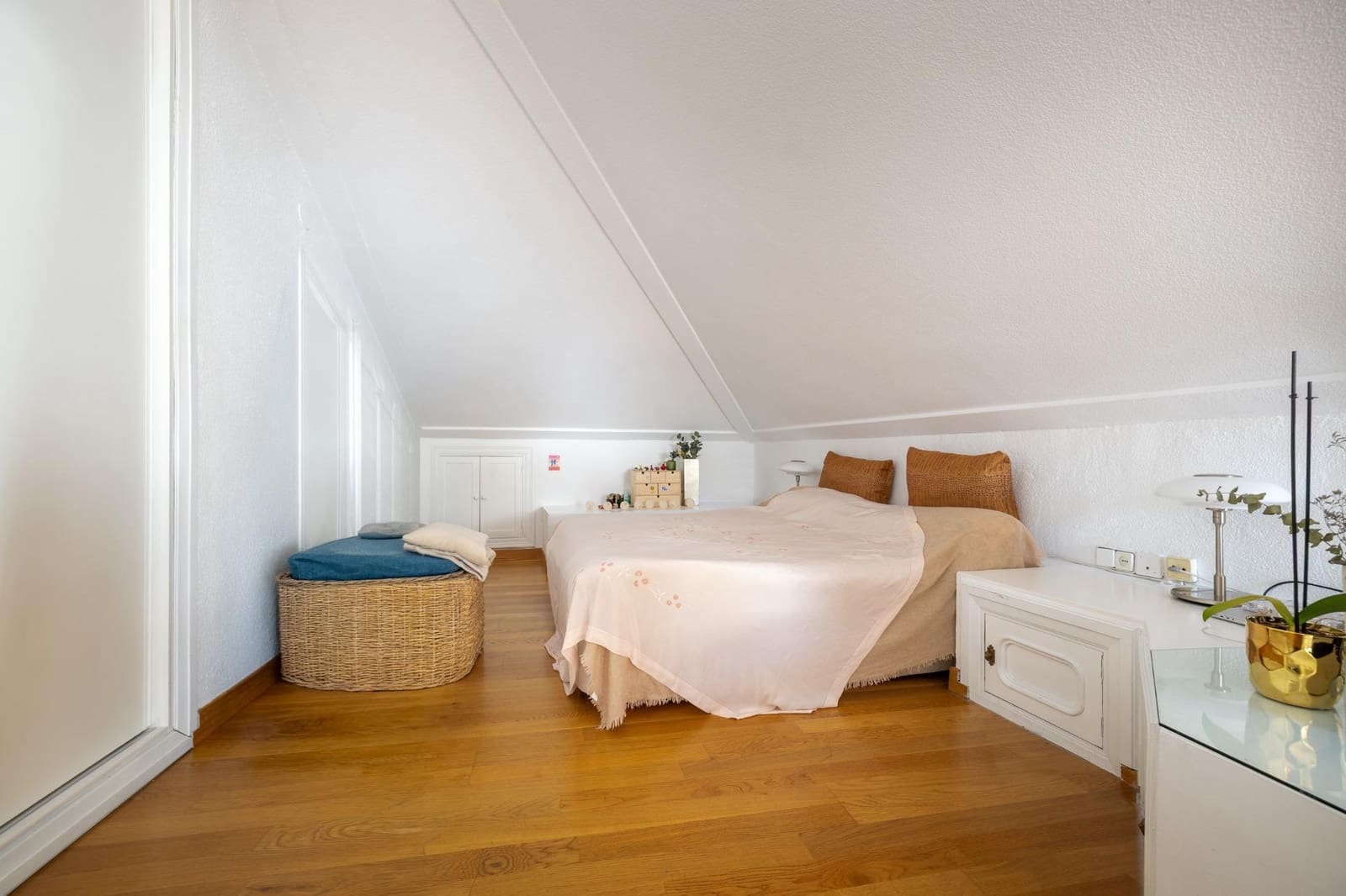 Penthouse til salg i Granada by - € 265.000 (Ref: 9829405)