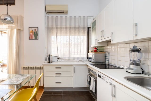 Ático en Centro, Granada ciudad en venta - 265.000 € (Ref: 9829405)