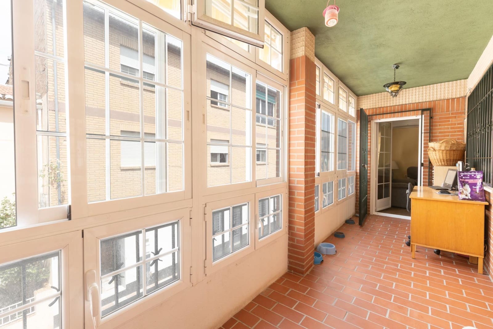 Casa de 5 habitaciones en Armilla en venta con garaje - 295.000 € (Ref: 9829408)