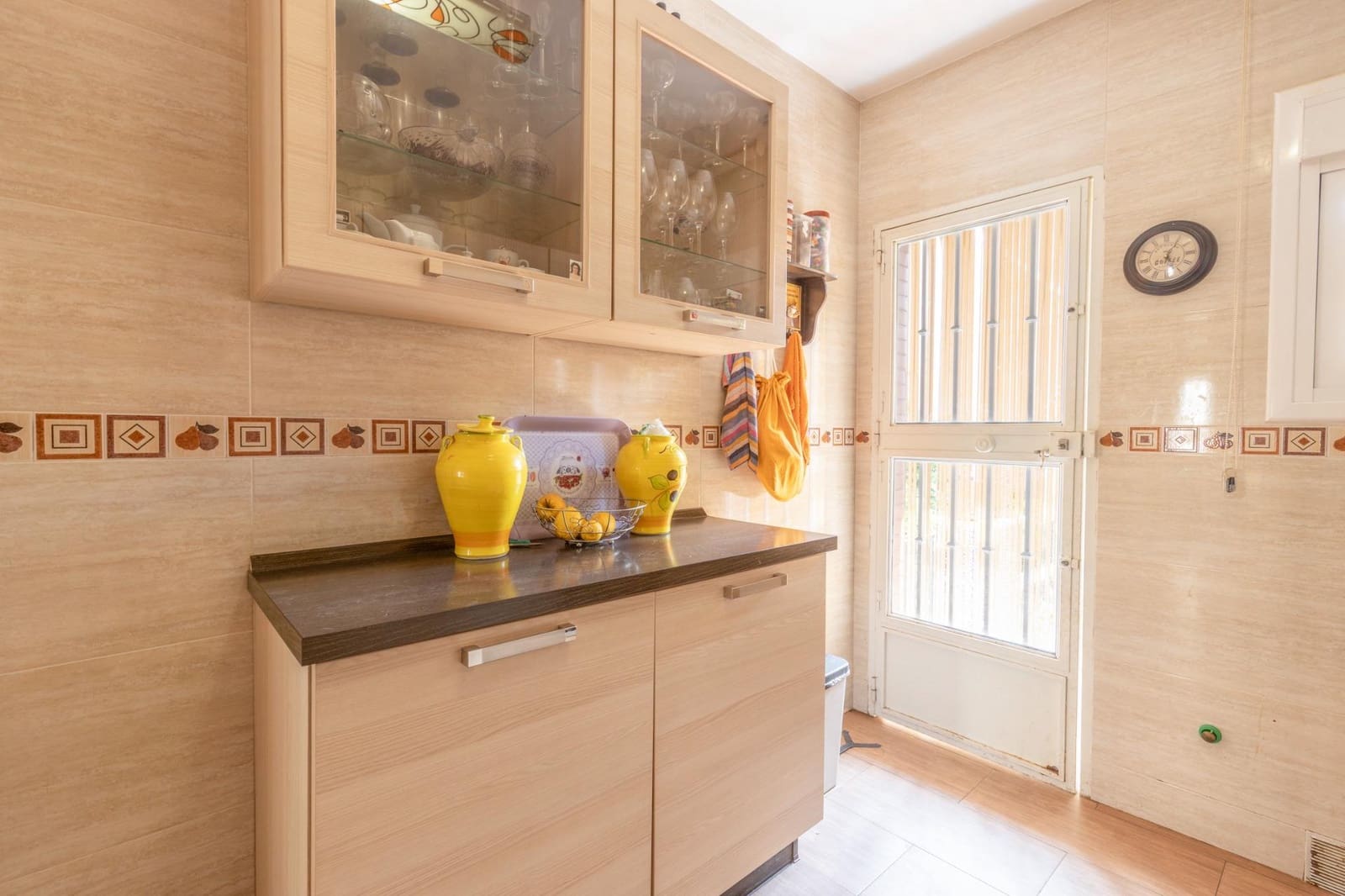 Casa de 5 habitaciones en Armilla en venta con garaje - 295.000 € (Ref: 9829408)