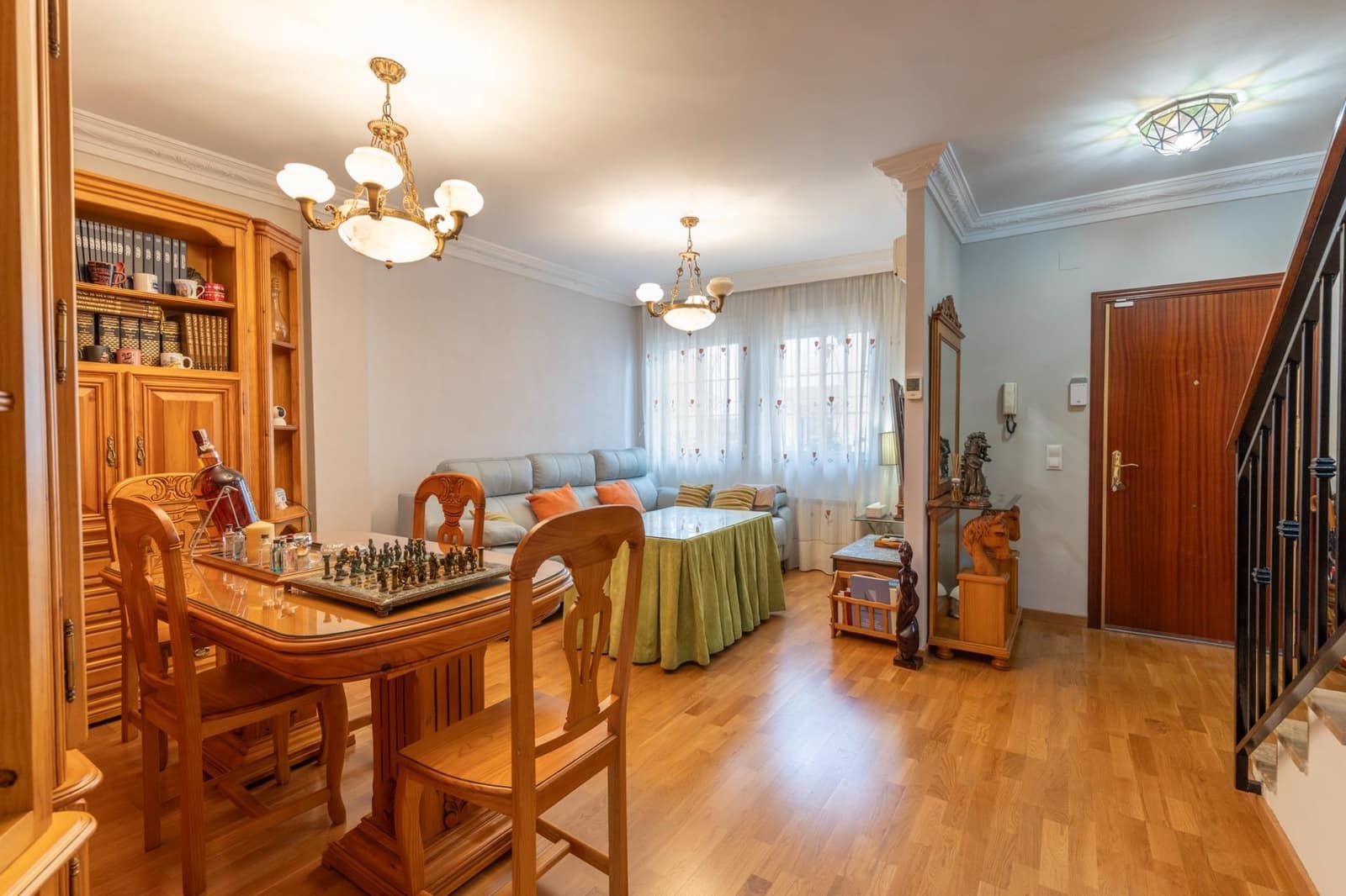 4 soverom Kjedet enebolig til salgs i Cajar med garasje - € 242 000 (Ref: 9831763)