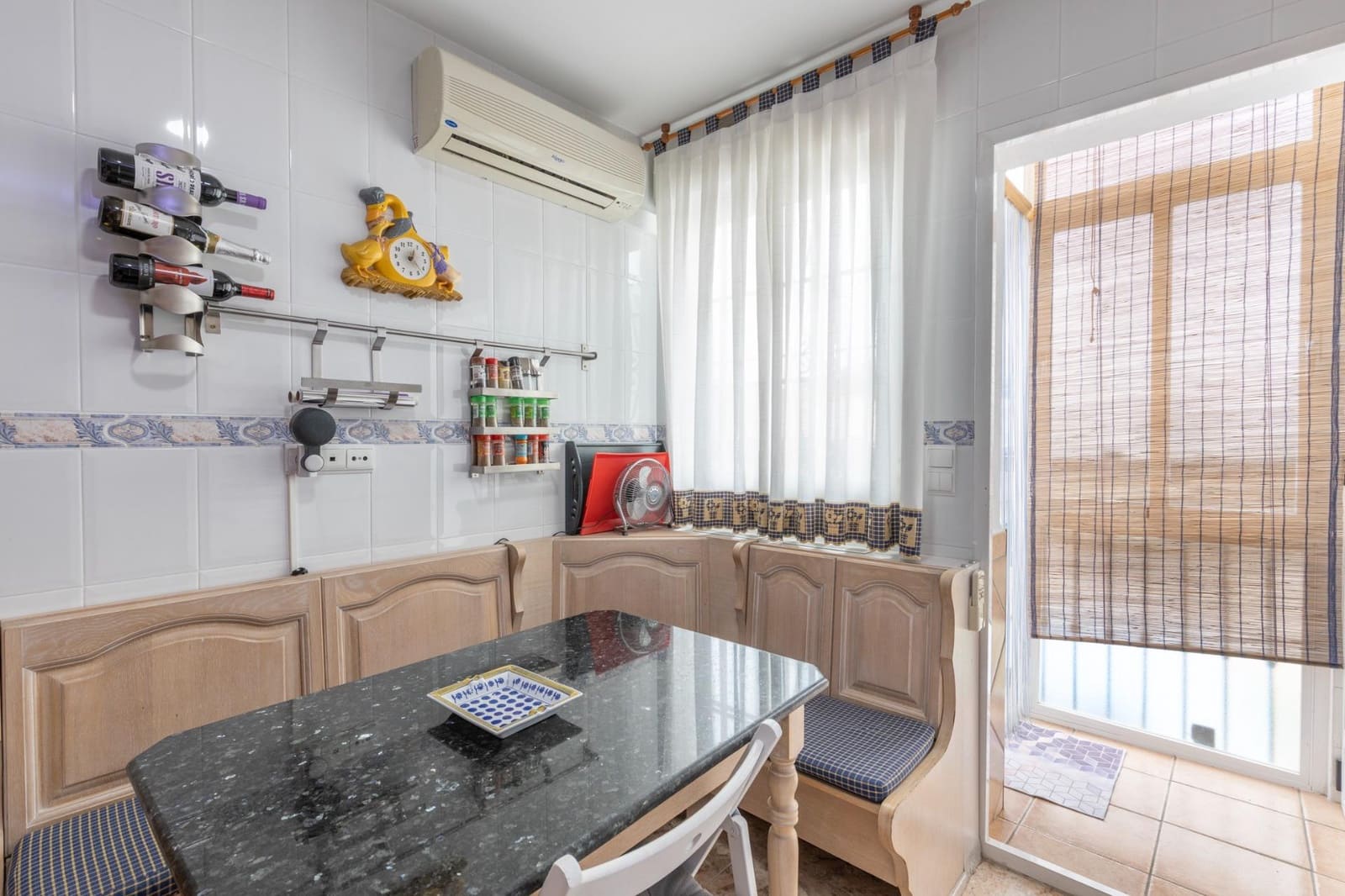 4 soverom Kjedet enebolig til salgs i Cajar med garasje - € 242 000 (Ref: 9831763)