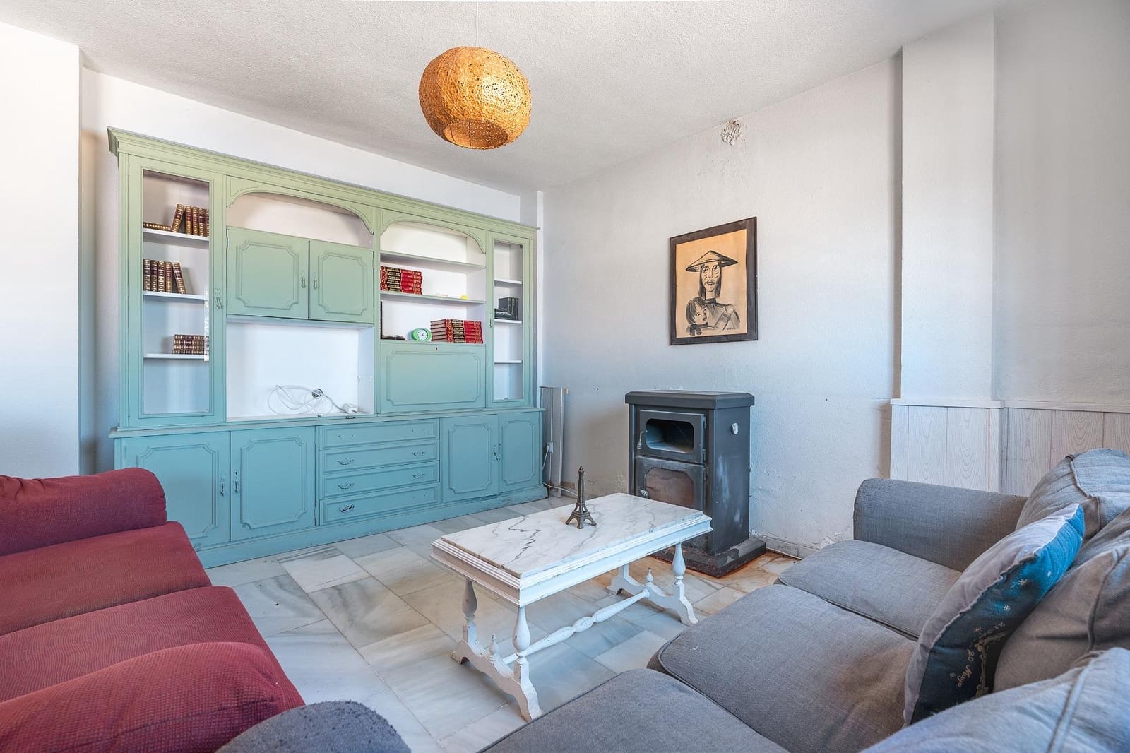 5 Zimmer Villa zu verkaufen in Dilar mit Pool Garage - 249.000 € (Ref: 9833949)