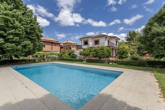 7 quarto Moradia para venda em Huétor Vega com piscina garagem - 875 000 € (Ref: 9836613)