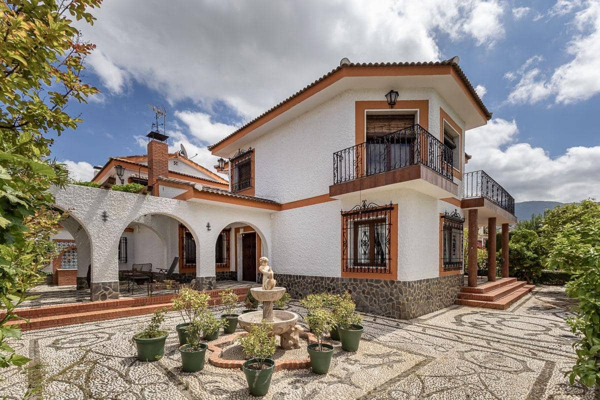 7 bedroom Villa for sale in Huetor Vega with pool garage - € 875,000 (Ref: 9836613)
