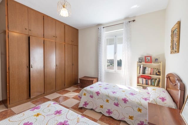 4 soveværelse Lejlighed til salg i Granada by - € 299.999 (Ref: 9849721)
