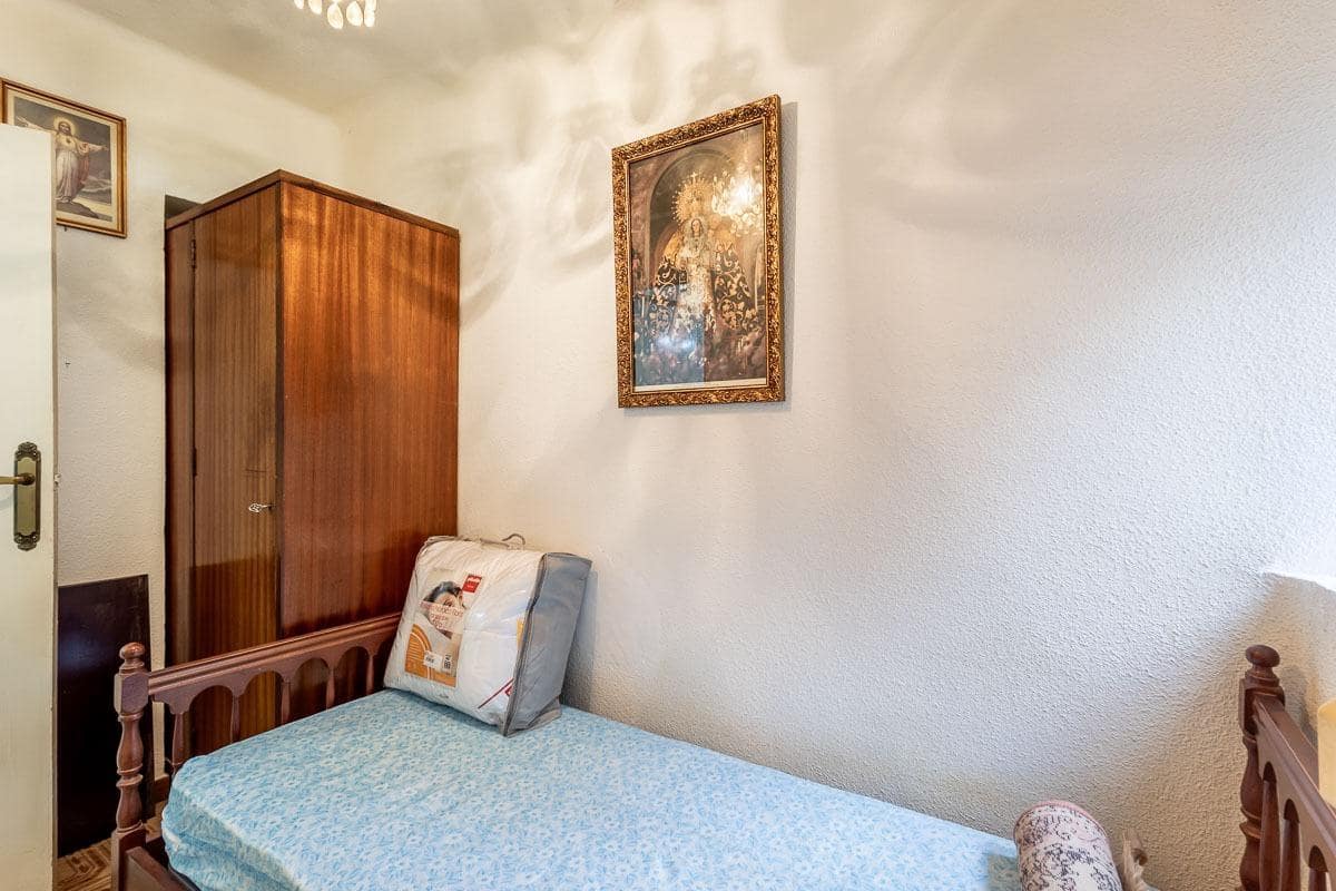 3 quarto Apartamento para venda em Granada cidade - 125 000 € (Ref: 9849722)