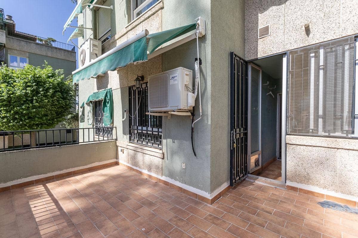 4 sypialnia Mieszkanie na sprzedaż w Miasto Grenada z garażem - 315 000 € (Ref: 9849723)