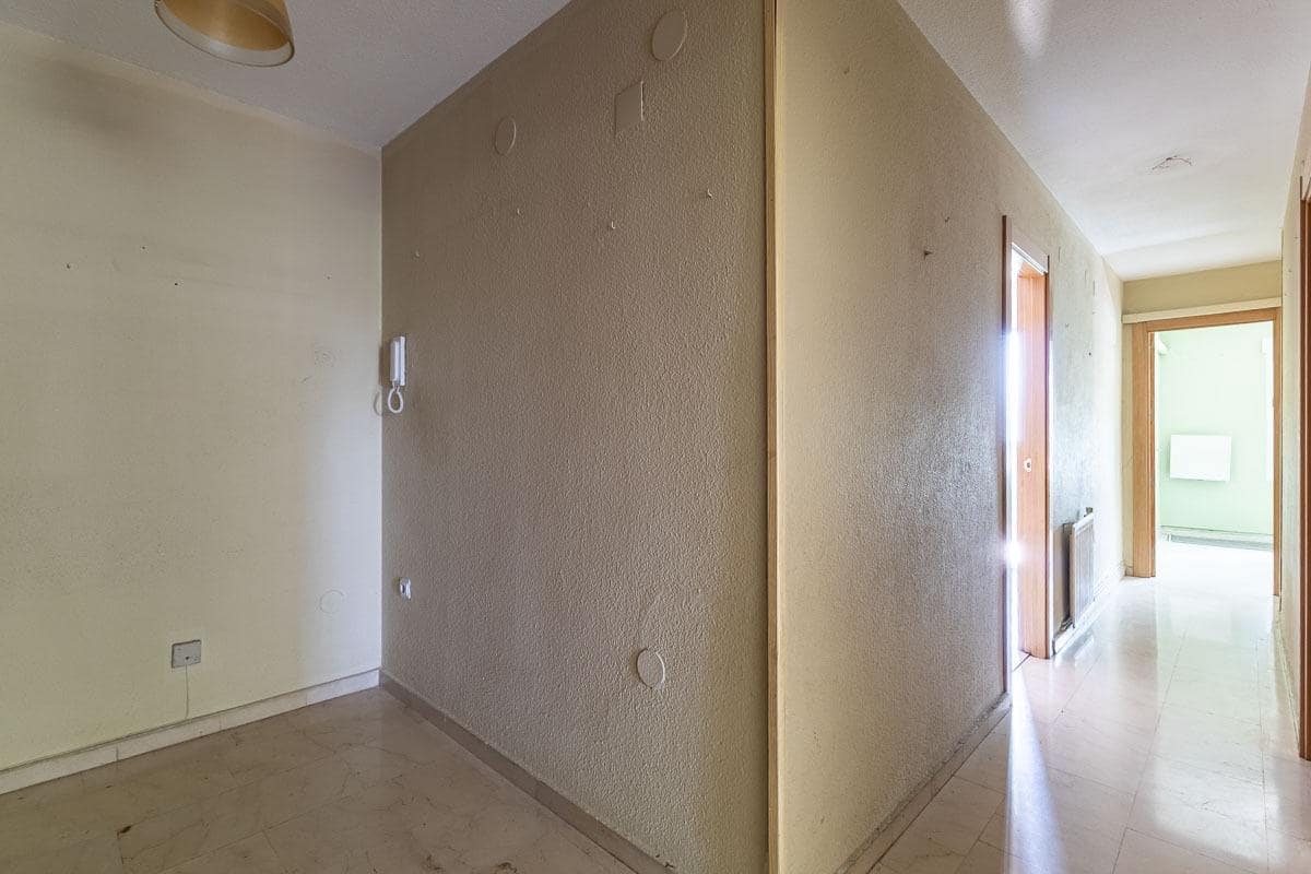 4 sypialnia Mieszkanie na sprzedaż w Miasto Grenada z garażem - 315 000 € (Ref: 9849723)