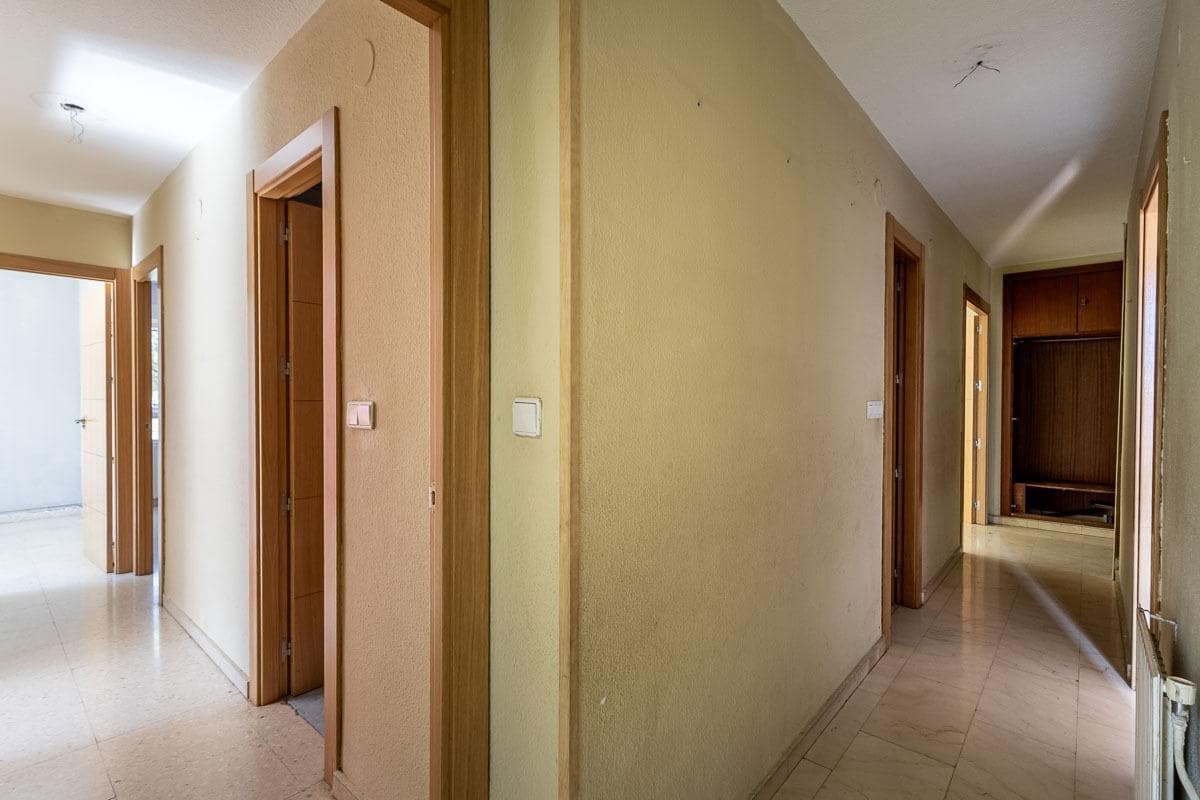 4 sypialnia Mieszkanie na sprzedaż w Miasto Grenada z garażem - 315 000 € (Ref: 9849723)