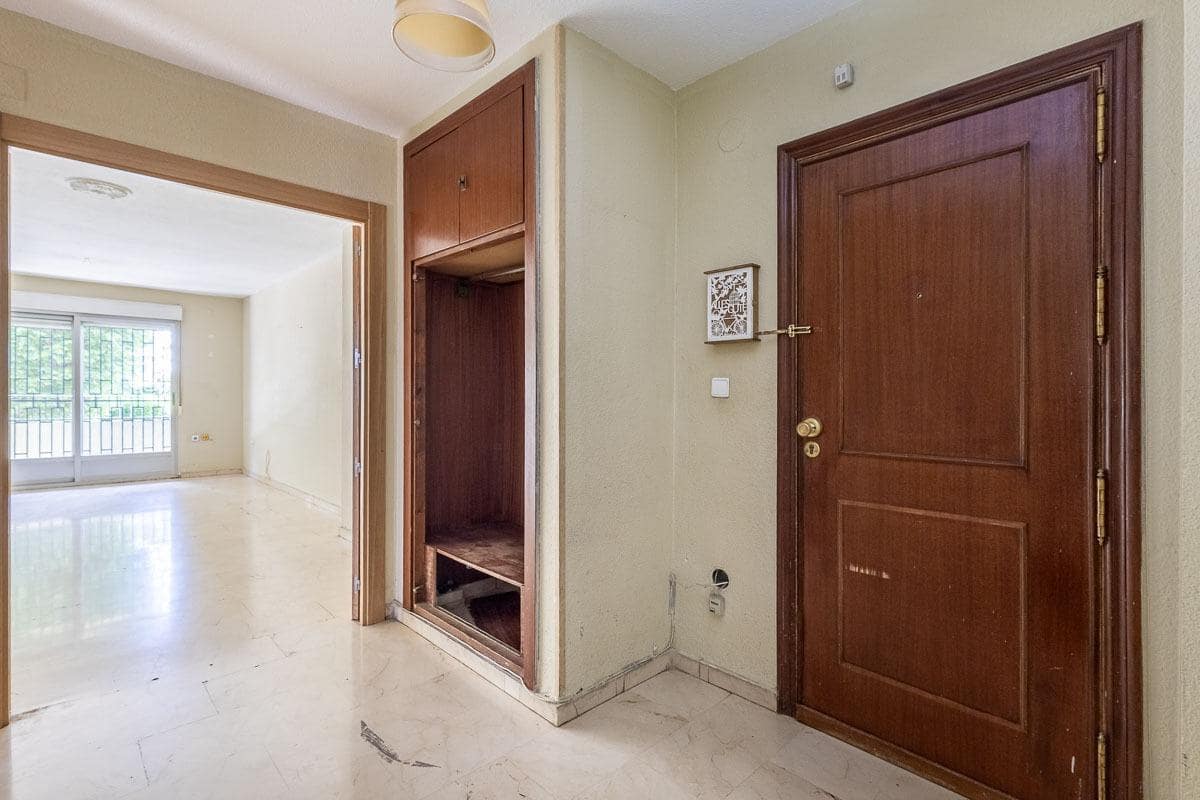 4 sypialnia Mieszkanie na sprzedaż w Miasto Grenada z garażem - 315 000 € (Ref: 9849723)