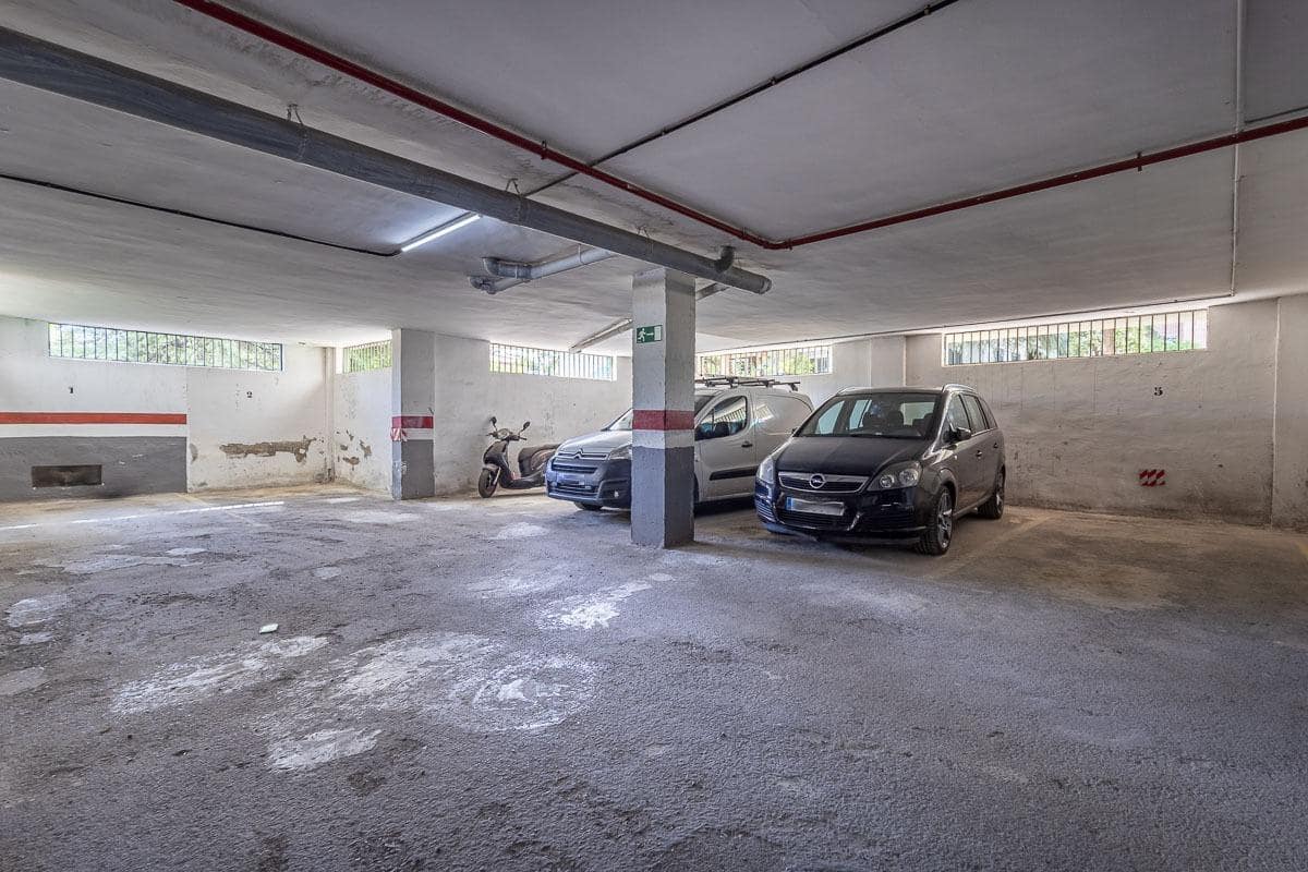 4 sypialnia Mieszkanie na sprzedaż w Miasto Grenada z garażem - 315 000 € (Ref: 9849723)