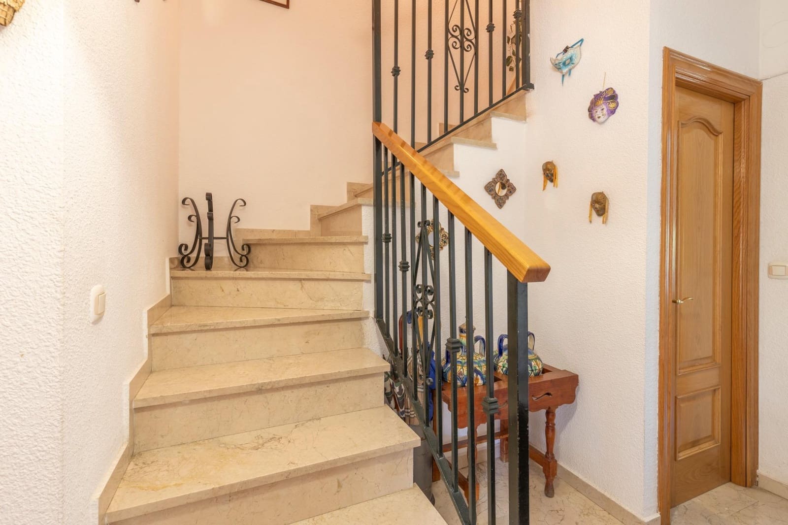 3 chambre Villa/Maison Semi-Mitoyenne à vendre à Las Gabias avec piscine garage - 259 000 € (Ref: 9849725)