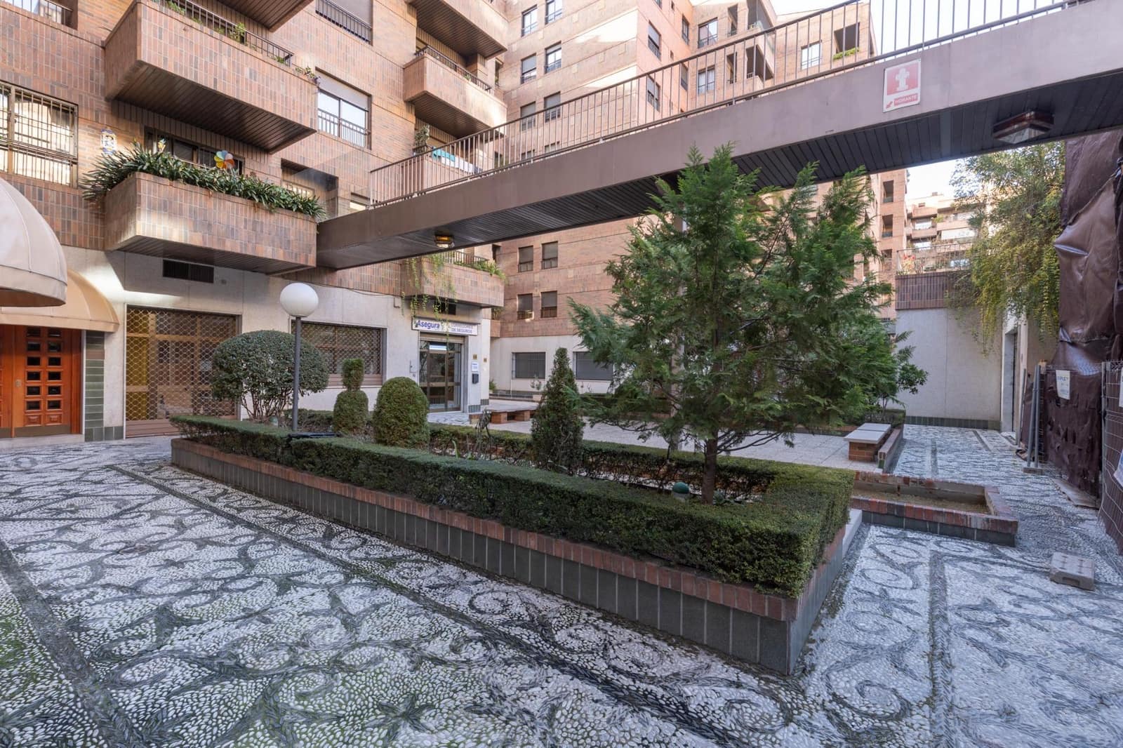 Apartamento de 1 habitación en Granada ciudad en venta con piscina - 205.000 € (Ref: 9849727)