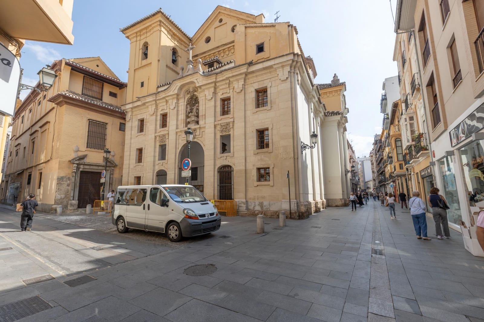 Garage til salg i Granada by - € 57.500 (Ref: 9849729)