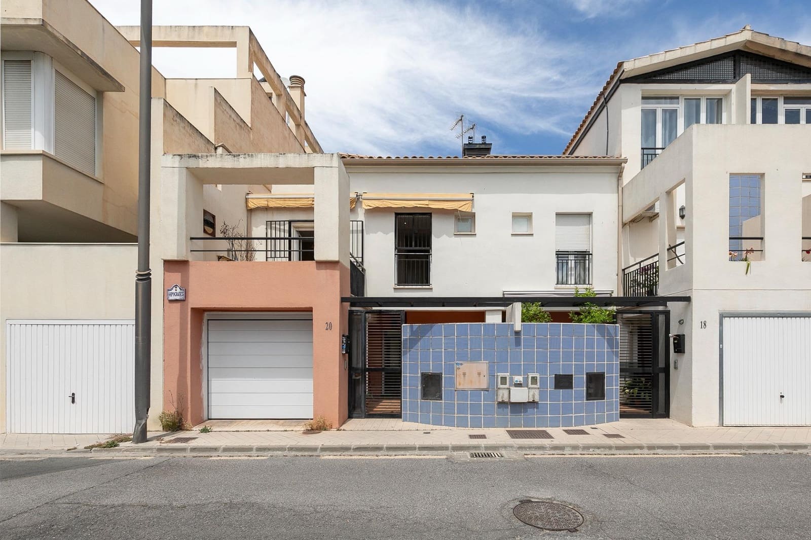 4 quarto Moradia em Banda para venda em Armilla com garagem - 349 000 € (Ref: 9849730)