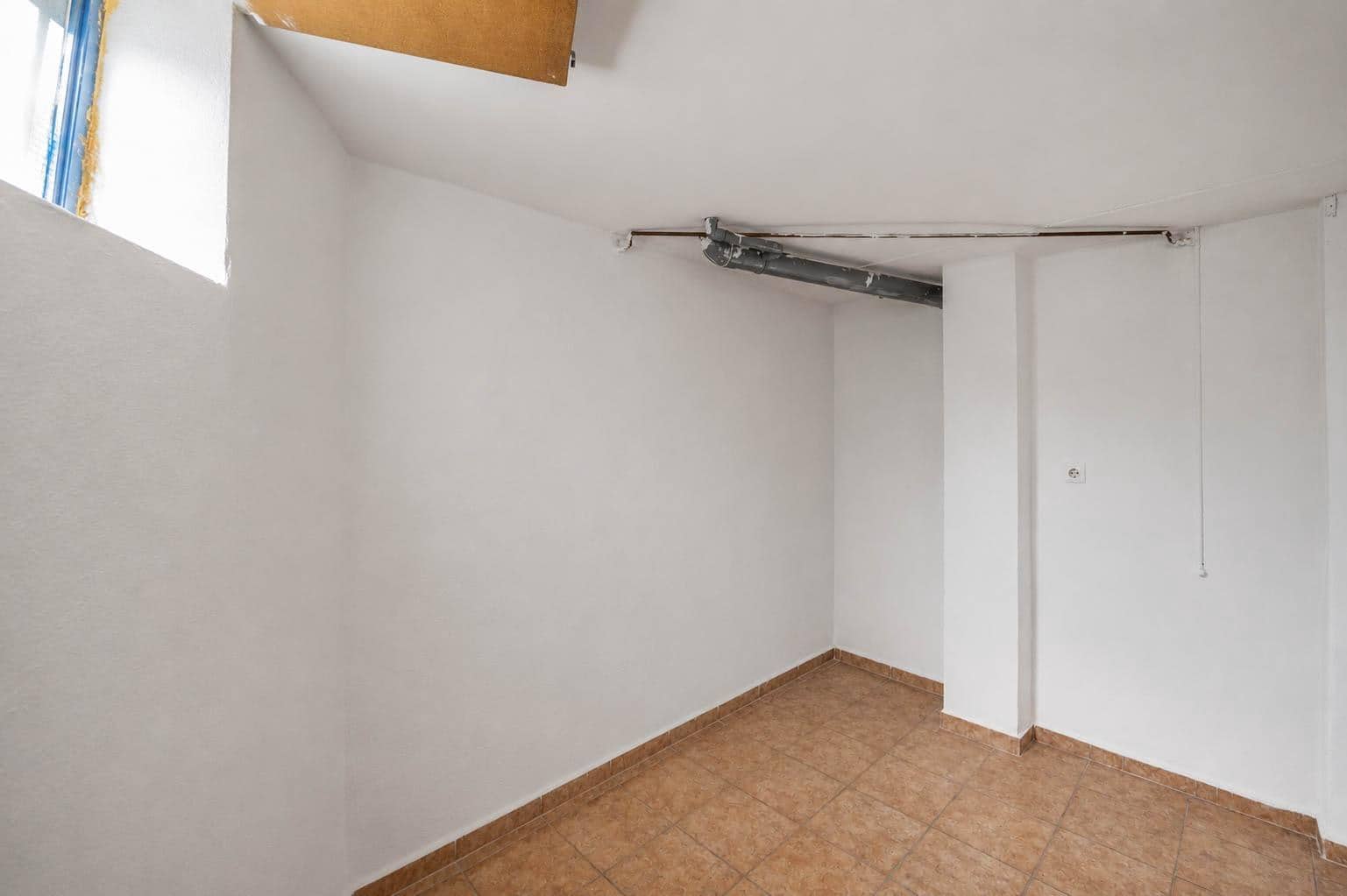 Casa de 3 habitaciones en Las Gabias en venta con garaje - 176.900 € (Ref: 9849740)