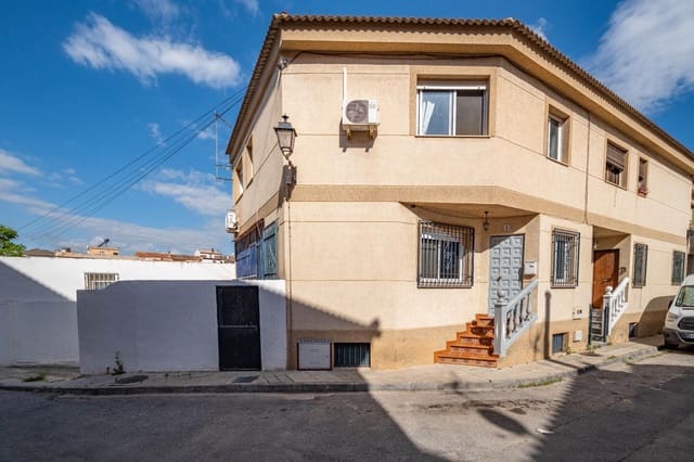 Casa de 3 habitaciones en Las Gabias en venta con garaje - 176.900 € (Ref: 9849740)